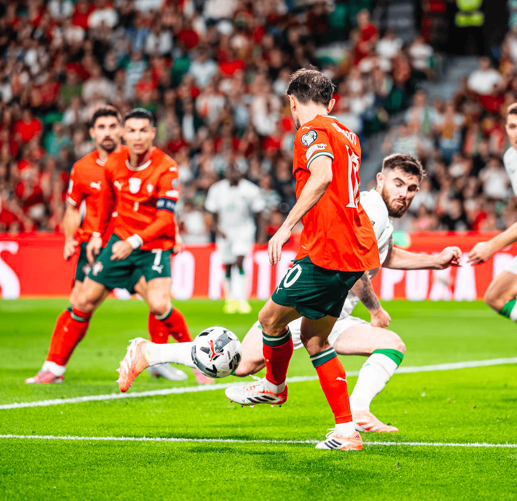 开云体育-包含国际比赛日葡萄牙体育单刀错失：欧冠节点到来，媒体盛赞，赛程密集仍需轮换的词条